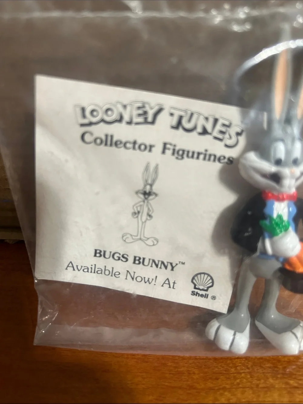 Warner Bros. Looney Tunes Bugs Bunny Figurine - Gray, Black, Orange